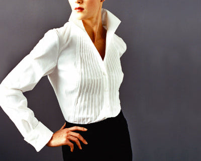 The chic way to wear shirts: Underbust corsets